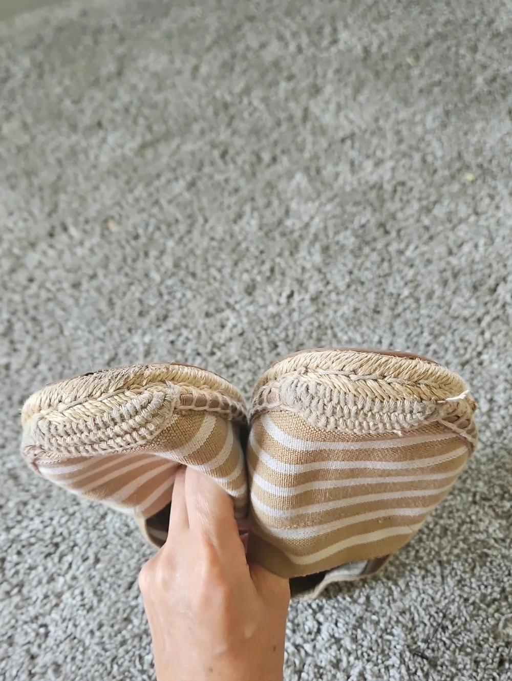 Vionic olivine beige